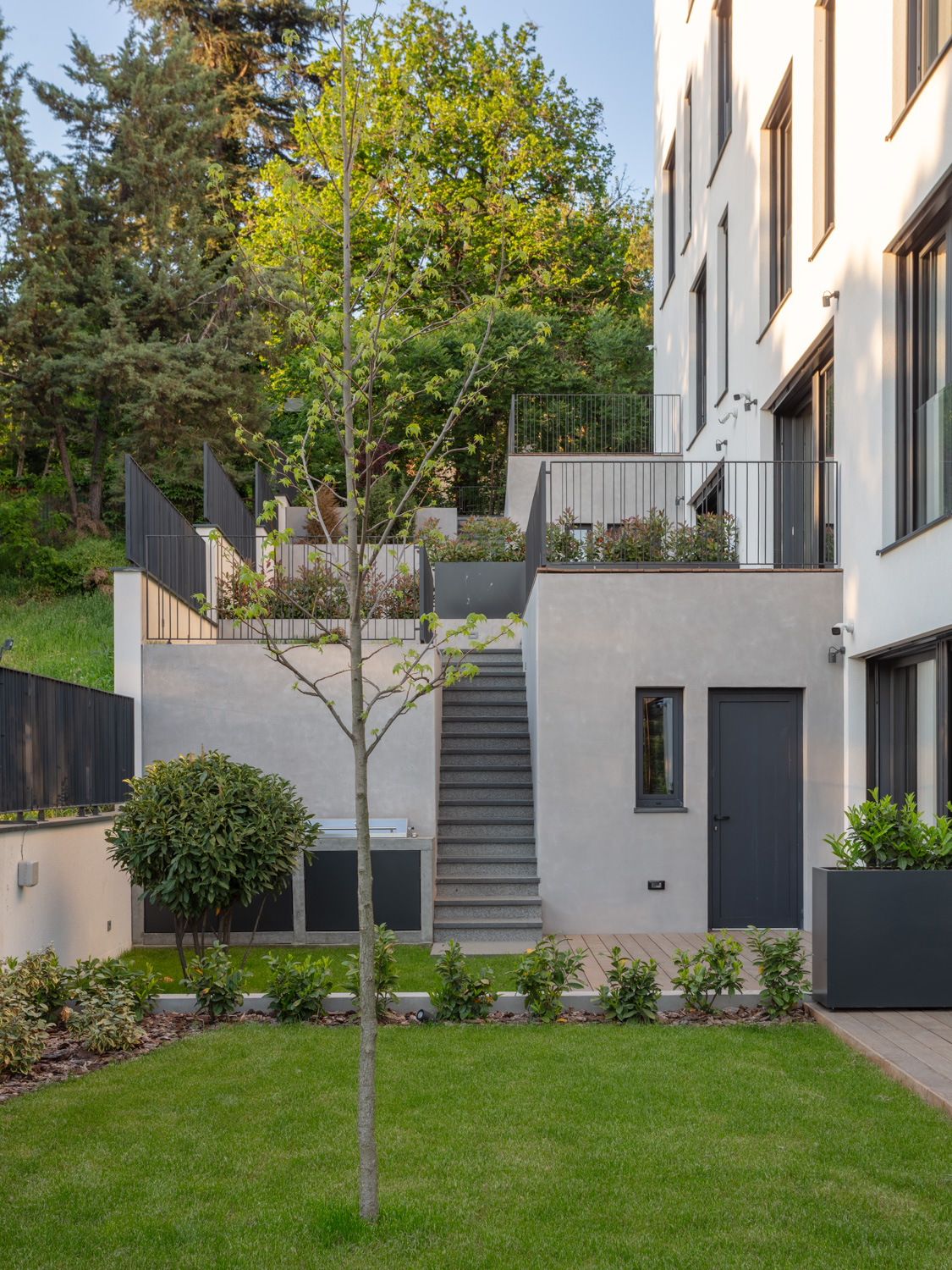 Luxury family house in Senjak, Belgrade — Senjak Residences photo 5